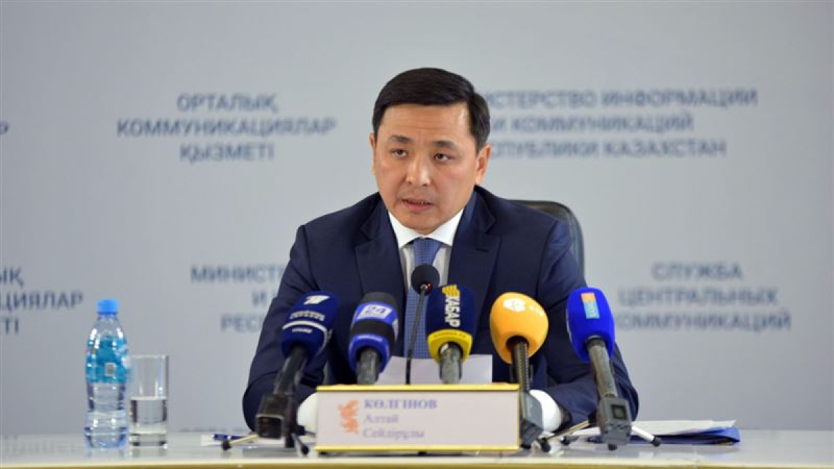 Кульгинов пообещал "довести до ума" выданные многодетным квартиры