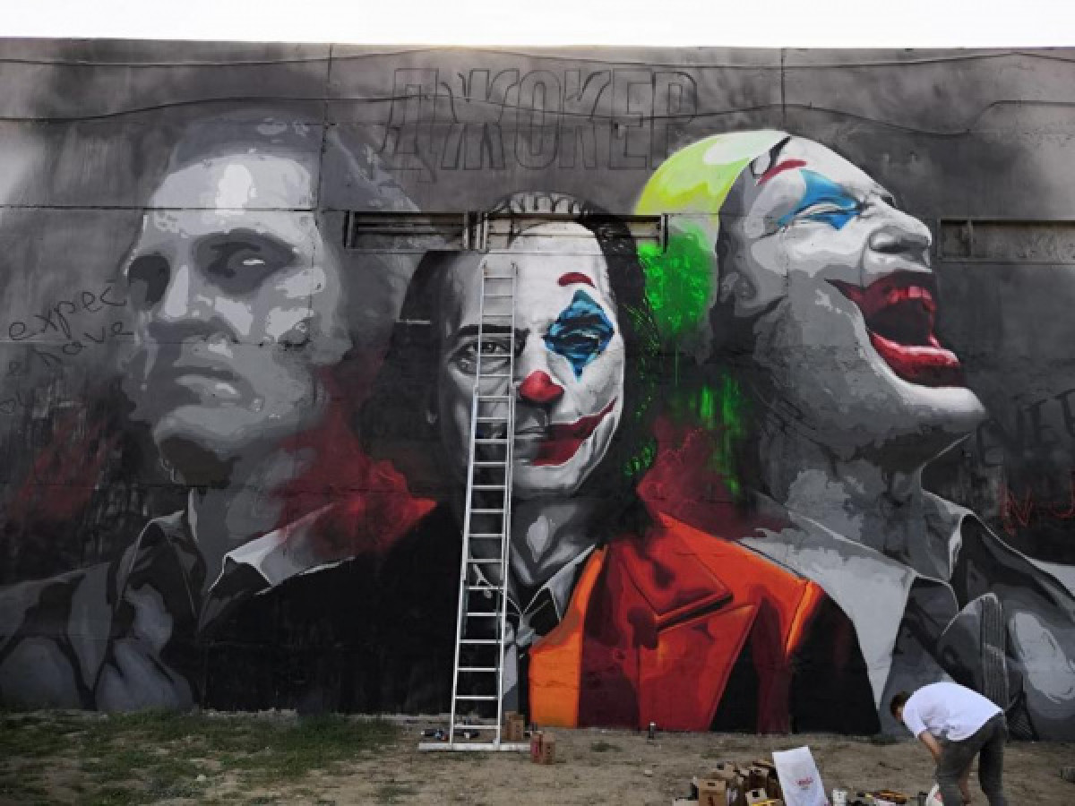 На улицах Алматы "нарисовался" Джокер