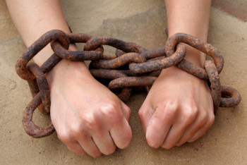 Фотография к новости: 75 тысяч казахстанцев находятся в рабстве по всему миру