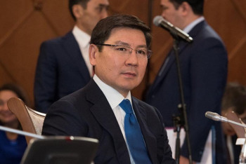 Сроки внедрения 5G в Казахстане назвал Жумагалиев 