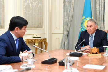 Фотография к новости: Елбасы доложили  о ходе реализации программы «перезагрузки» партии «Nur Otan»