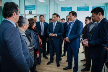 Фотография к новости: Кульгинов и Шпекбаев провели прием граждан в Open аkimat