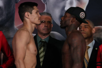 Фотография к новости: Елеусинов оказался тяжелее своего оппонента Хиксона на 181 грамм