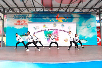 Фотография к новости: Надо дать возможность прославиться талантливой молодежи - Алма Ауганбаева