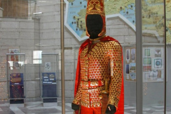 Фотография к новости: "Золотого человека" представили на выставке в Малайзии