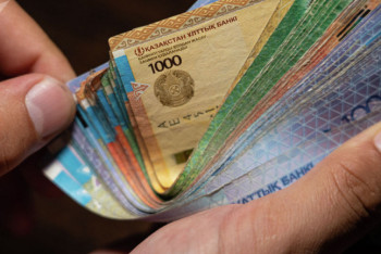 Фотография к новости: Опубликован список 100 злостных неплательщиков налогов среди граждан Казахстана