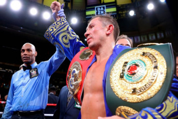 Фотография к новости: Головкин под оглушительный свист зрителей прокомментировал победу над Деревянченко