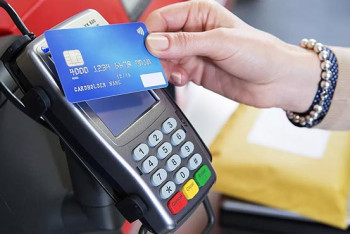 Фотография к новости: Оплачивать проезд в автобусе банковской картой смогут астанчане