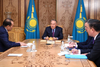 Фотография к новости: Багдад Амреев рассказал Елбасы о подготовке к Саммиту Тюркского Совета