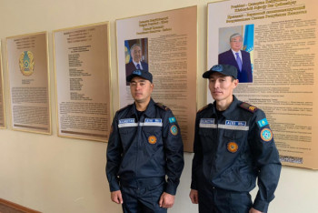 Гвардейцы спасли загоревшегося во время пожара человека	