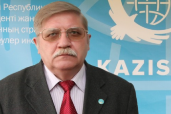 Фотография к новости: Китаеведа Константина Сыроежкина осудили на 10 лет за госизмену