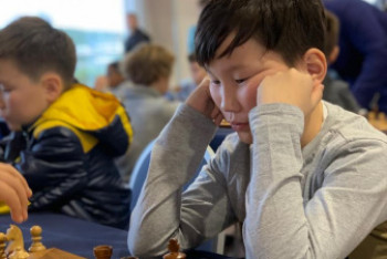 Фотография к новости: 11-летний школьник из Нур-Султана стал мастером ФИДЕ