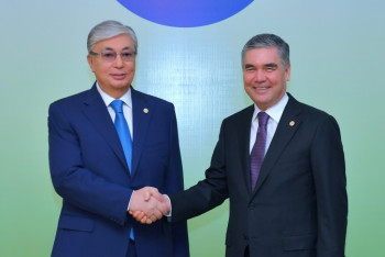 Фотография к новости: Касым-Жомарт Токаев встретился с Гурбангулы Бердымухамедовым