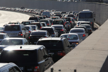 Фотография к новости: Алматинцы стоят в пробках по пять часов в день