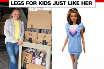 Фотография к новости: Удочеренная из Казахстана девушка-инвалид  подарила больнице 400 кукол Барби с протезом в США