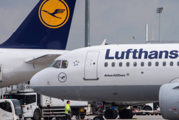 Фотография к новости: Сто рейсов из-за забастовки бортпроводников отменили в Германии