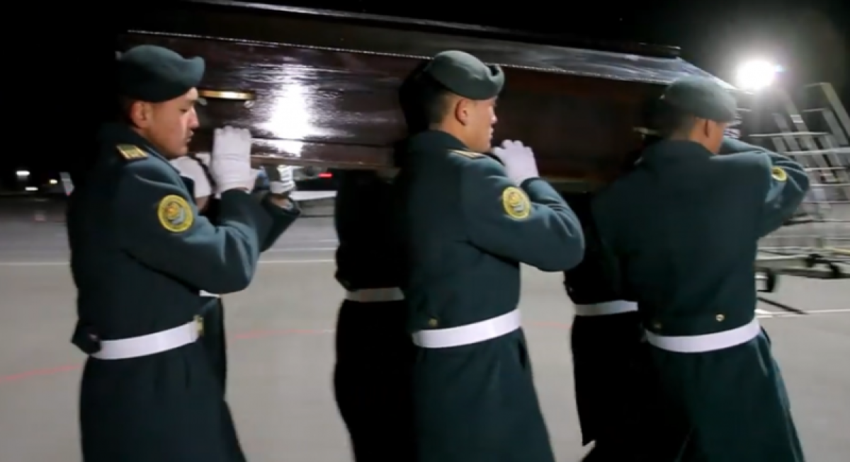 Останки солдата, погибшего в годы ВОВ, доставили в Алматы