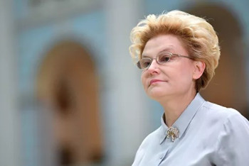 Фотография к новости: Популярная телеведущая Елена Малышева госпитализирована