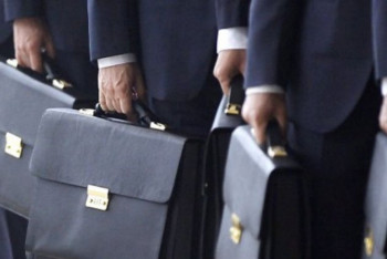 Фотография к новости: "Уши вянут" - Генеральная прокуратура о поведении коллекторов