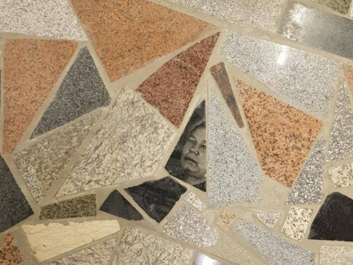 Пол с лицами умерших в ТД Усть-Каменогорска: подрядчики объяснили ситуацию