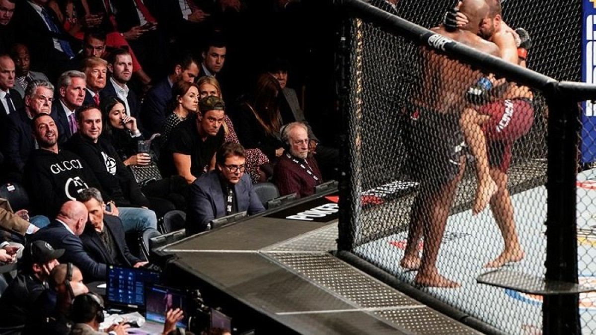Трампа освистали на турнире UFC в Нью-Йорке 