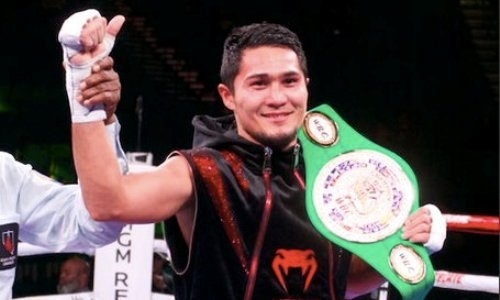 Фотография к новости: Непобежденный казахстанец выиграл бой за титул WBC 