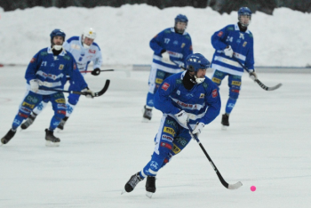 Фотография к новости: Хек-трик легионера из Казахстана помог его клубу выиграть Кубок Норвегии по бенди