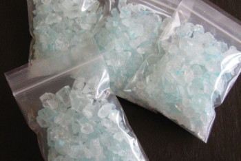 Жительница Нур-Султана пожаловалась на школьников, употребляющих синтетические наркотики