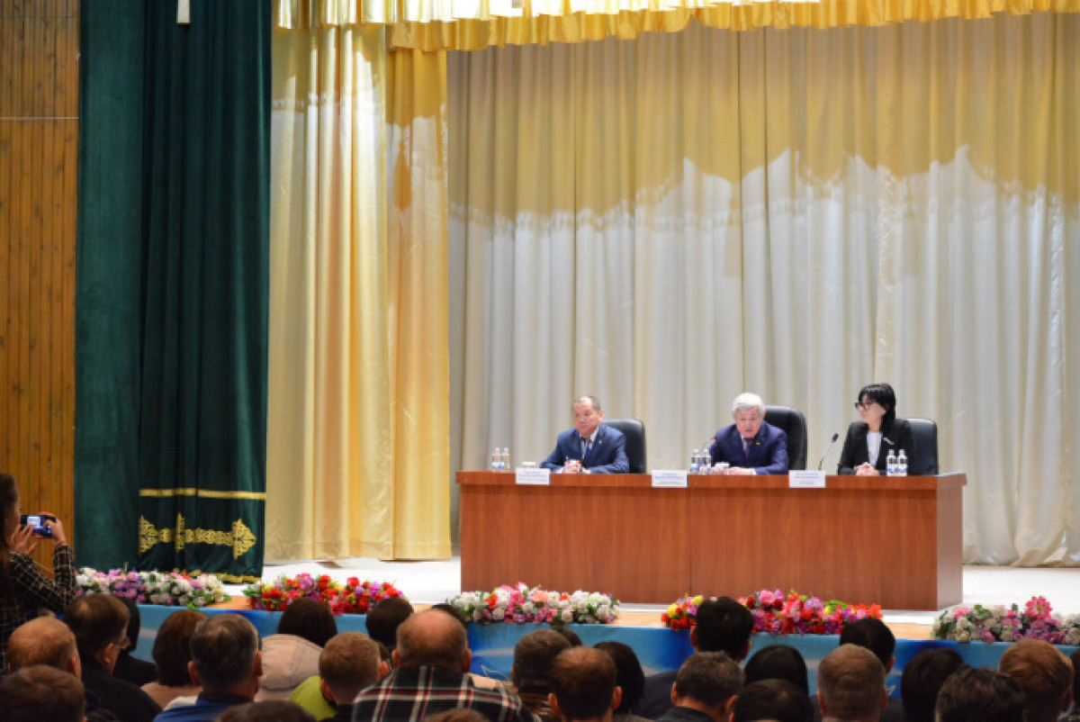 Бердыбек Сапарбаев встретился с сельчанами Акмолинской области