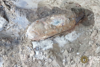 Фотография к новости: Американскую бомбу в 250 кг нашли в центре Берлина