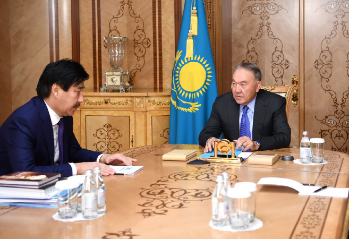 Назарбаев заявил о том, что надо поднимать авторитет КазНУ