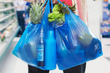 Фотография к новости: Супермаркеты РК начали отказываться от полиэтиленовых пакетов  