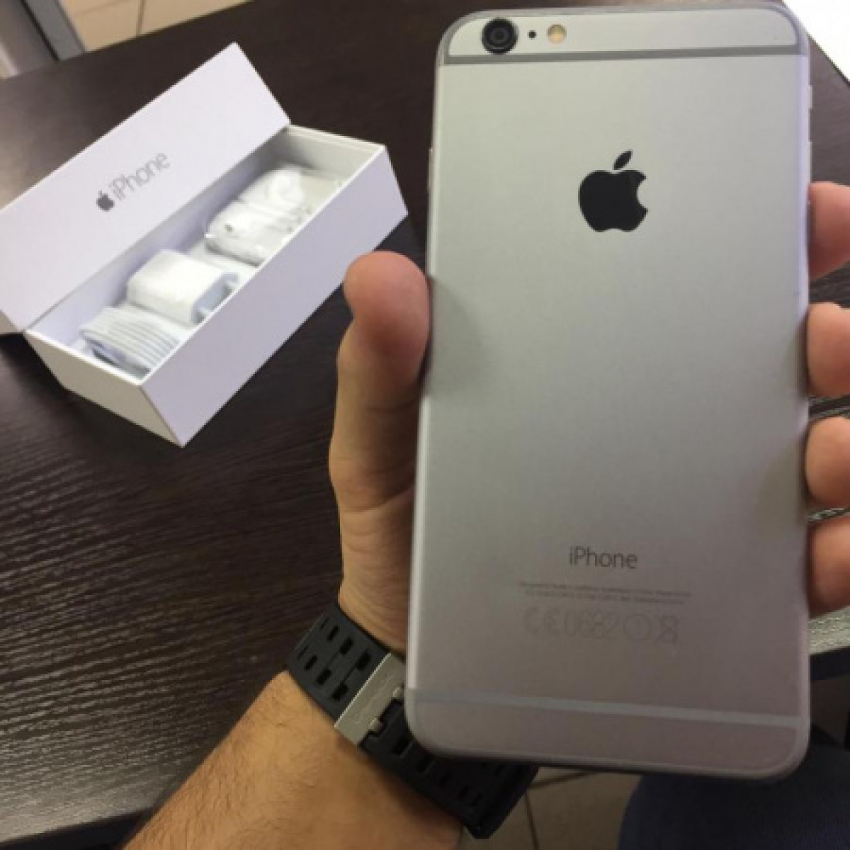 Продавец-фантазерка мобильного телефона месяц водила за нос полицию Караганды