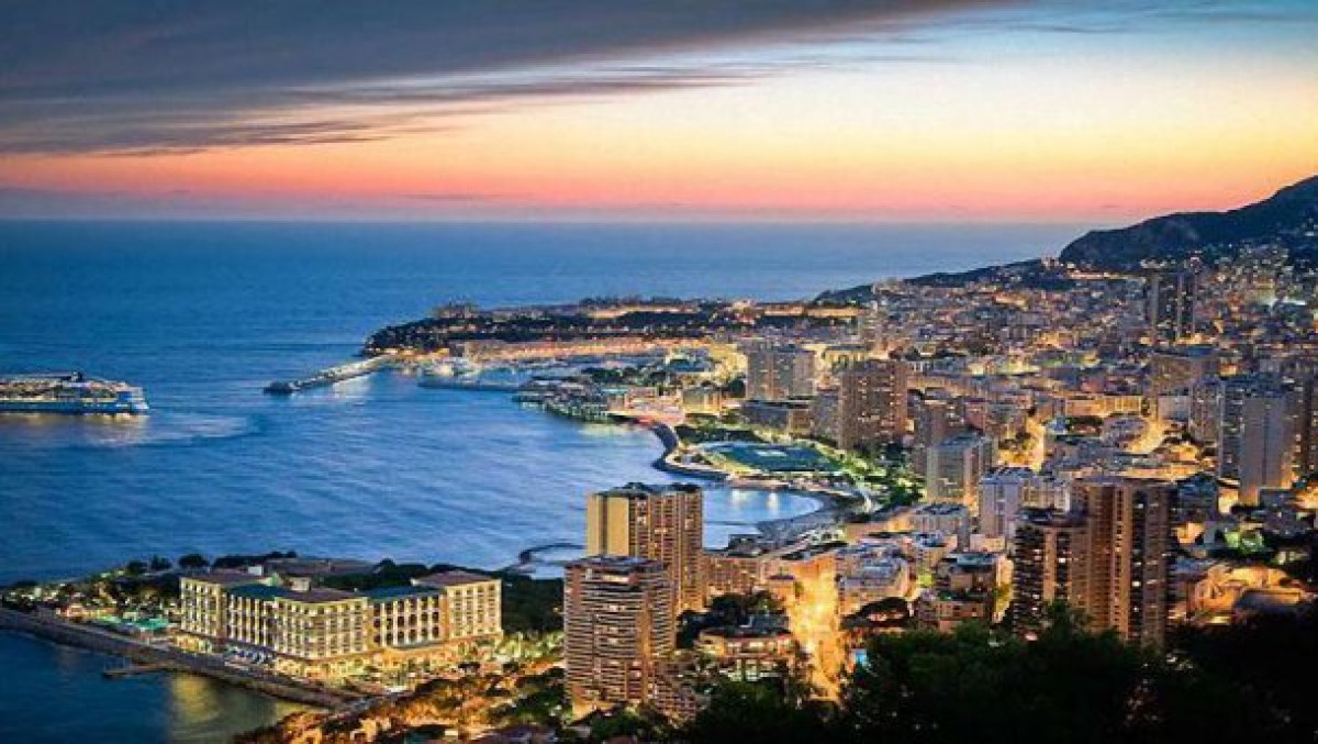 Информацию о подкупе казахстанских чиновников бизнесменами из Монако проверяет антикоррупционная служба