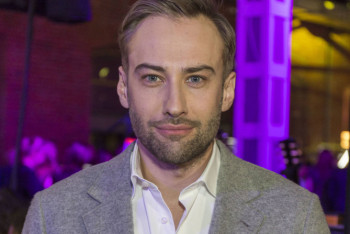 Фотография к новости: Дмитрий Шепелев впервые подтвердил свой роман, показав новую возлюбленную 