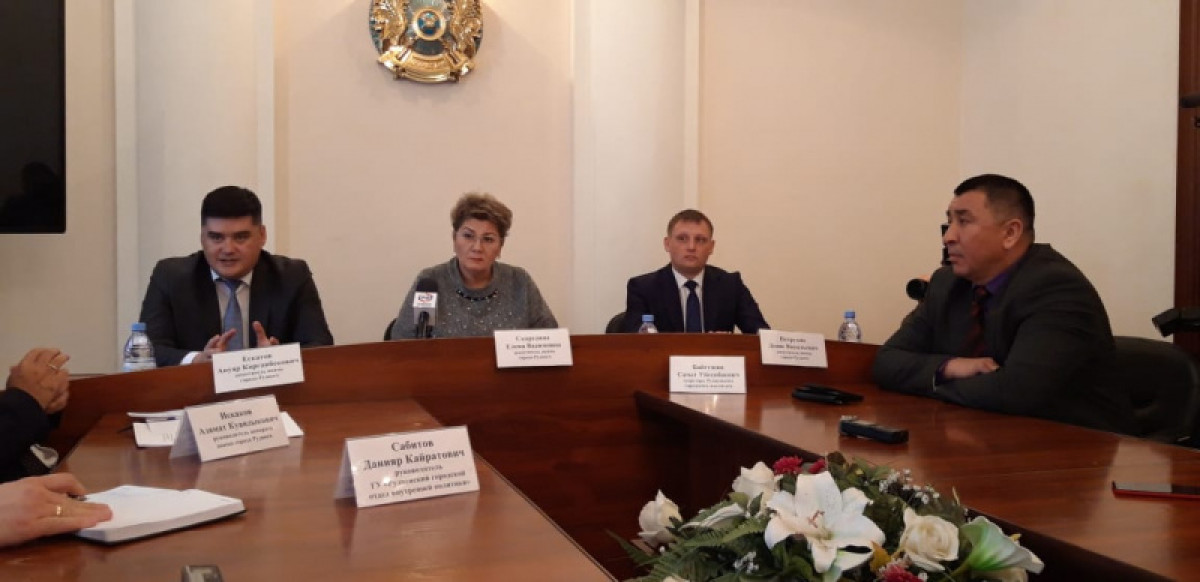 #давайдосвидания: в акимате Рудного прокомментировали хештег против главы города