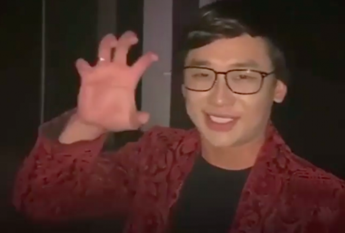 Казахстанские звезды поддержали криминального авторитета