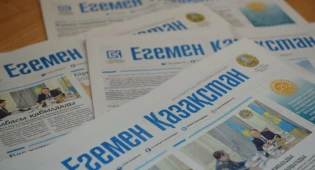 Токаев принял председателя правления газеты &quot;Егемен Қазақстан&quot;
