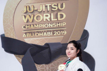 Фотография к новости: Казахстанцы допели гимн акапелла на чемпионате мира по джиу-джитсу в Абу-Даби