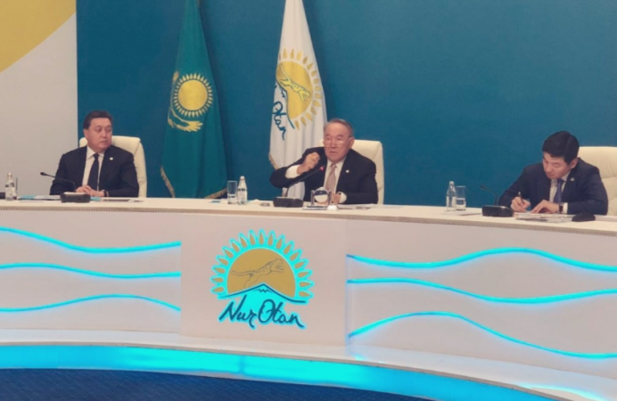 Елбасы напомнил партийцам о необходимости консолидации вокруг Токаева