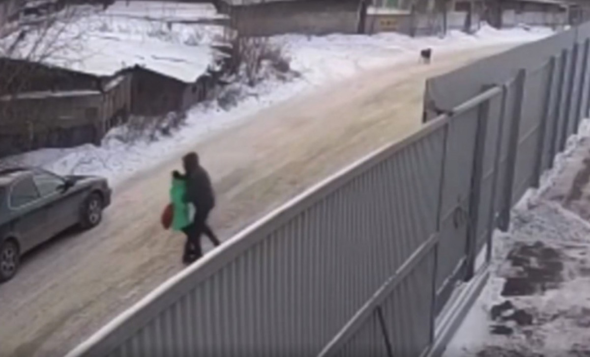 кадр из видео