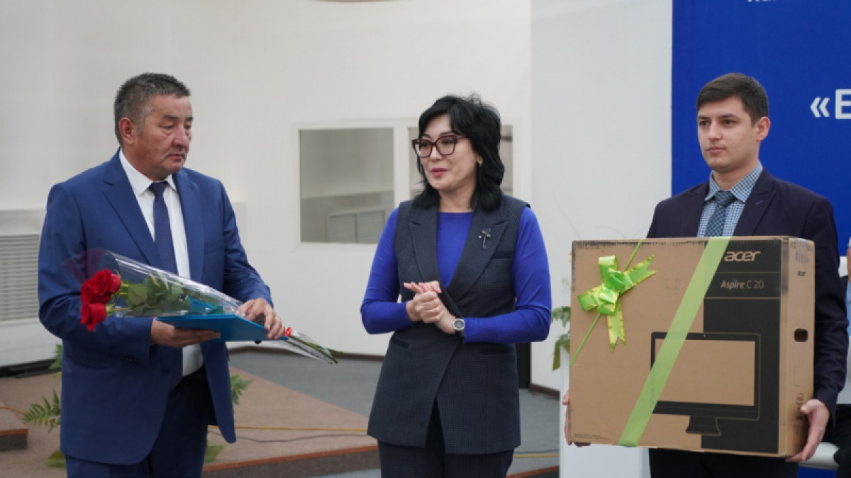 Вековой юбилей газеты "Егемен Қазақстан" отметили в Акмолинской области 