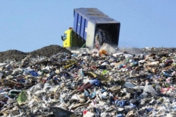 "А куда их девать?" - Назарбаева предложила отложить запрет на захоронение отходов на полигонах