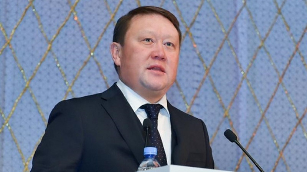 Аким СКО назвал свою зарплату 