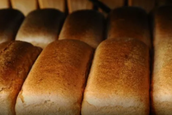 Названы причины роста цен на социальный хлеб в Казахстане