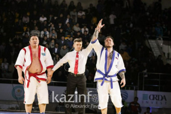 Фотография к новости: Титул "Әлем Барысы" завоевал россиянин