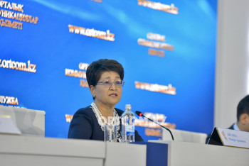 Фотография к новости: Граждане должны сами обеспечивать безопасность данных – депутат о борьбе с кибератаками на Egov