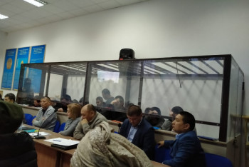 Фотография к новости: Экс-боевик ДАИШ посвятил в суде стихи следователю КНБ