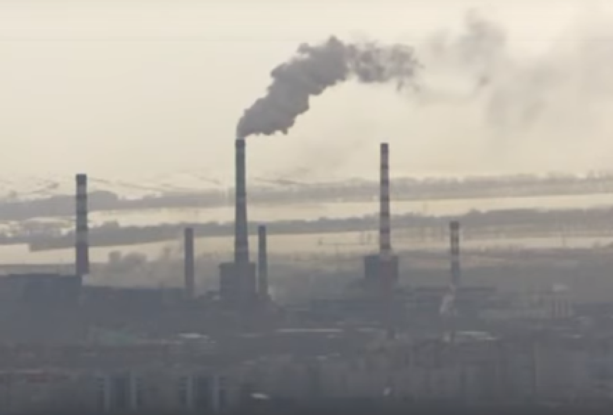 На видео со смогом  школьника из Усть-Каменогорска отреагировали в правительстве