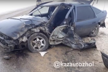 Фотография к новости: Младенец и четверо взрослых пострадали в крупном ДТП в Актюбинской области